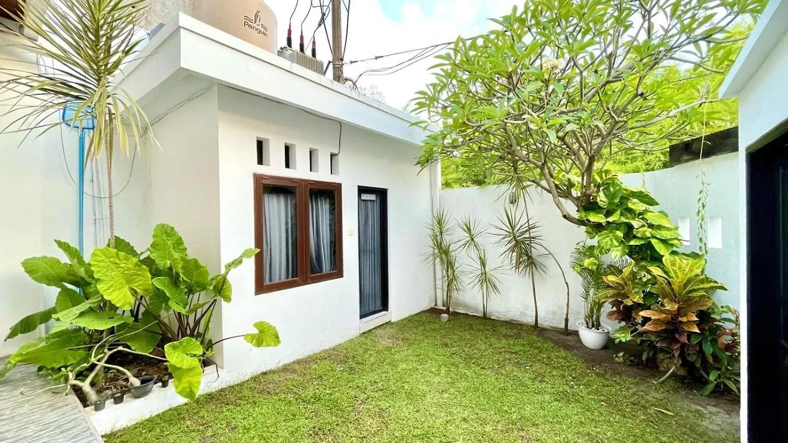 2 Bedrooms Villa Petitenget Private Pool スミニャック